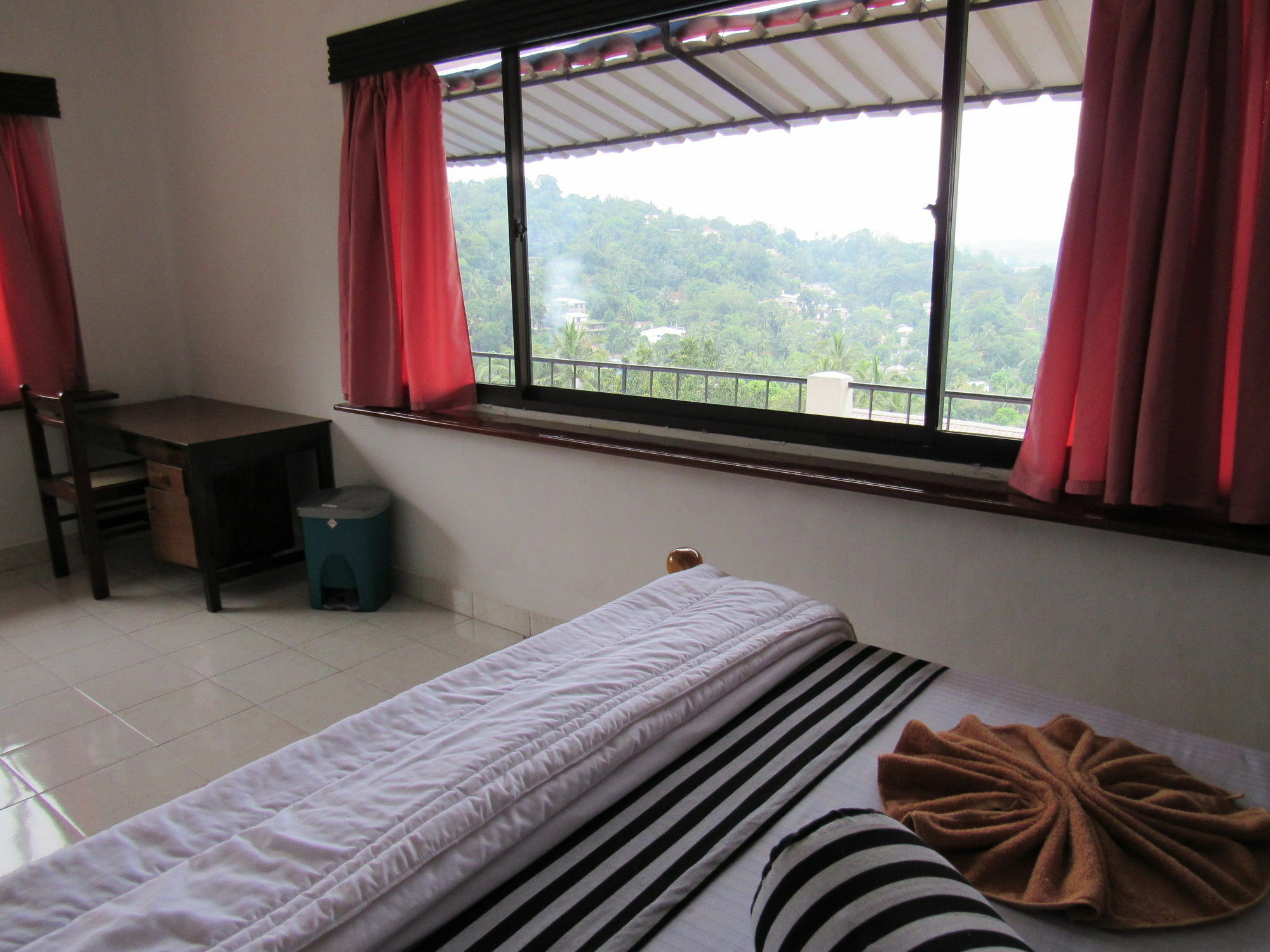King Leisure Residence Kandy Exterior photo
